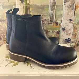 Chelsea boot — Chaco